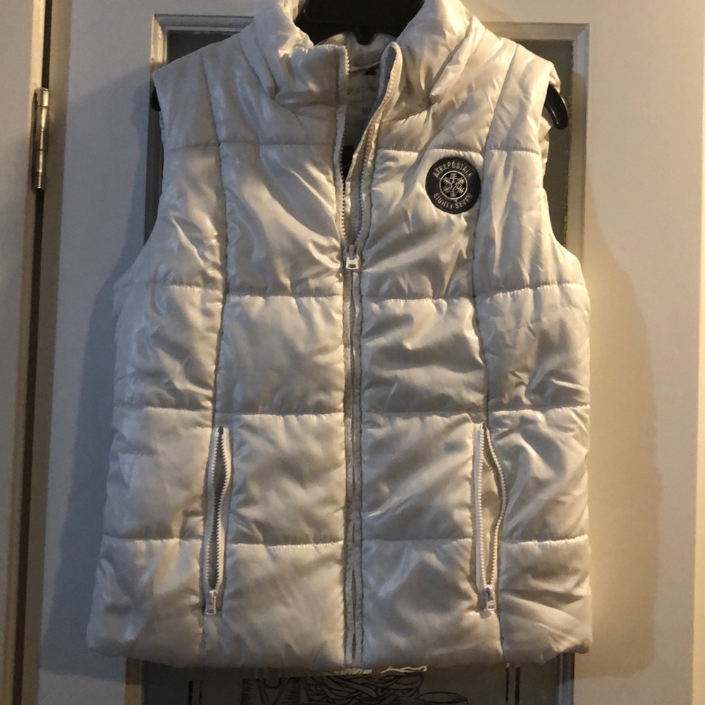 Aeropostale Vest size Medium